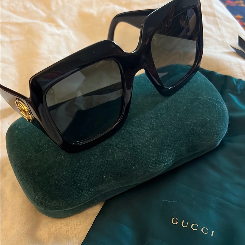 Gucci Black Sunglasses